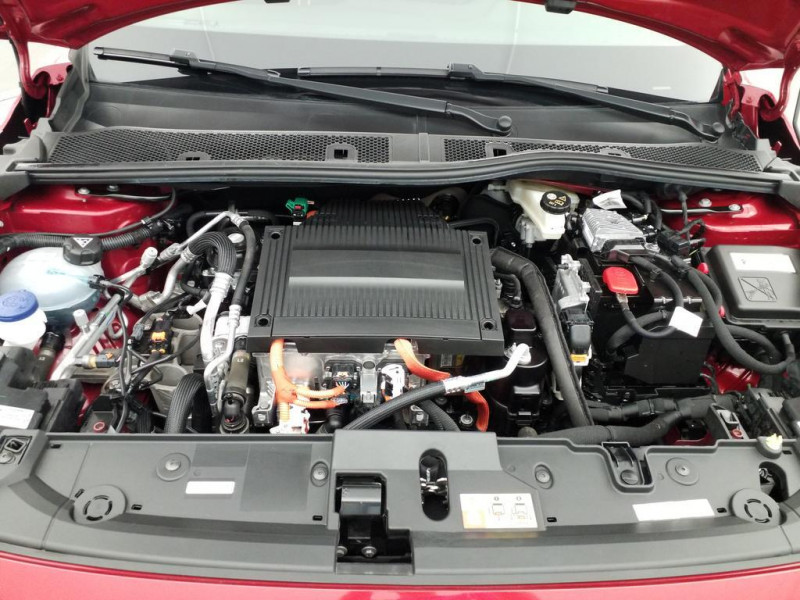 Opel Corsa ELECTRIQUE 136 ch & Batterie 50 kw/h Elegance  occasion à Montpellier - photo n°7