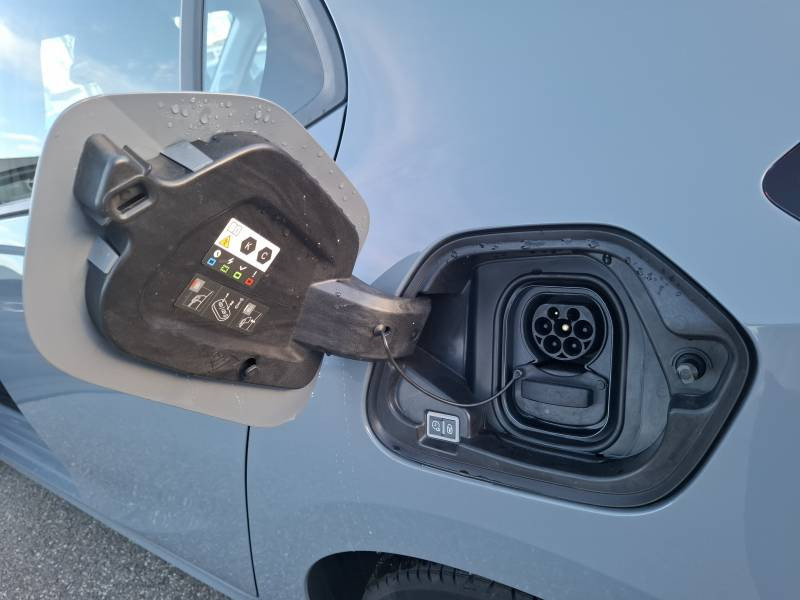 Opel Corsa Electrique 156 ch & Batterie 51 kWh GS  occasion � Dax - photo n�15