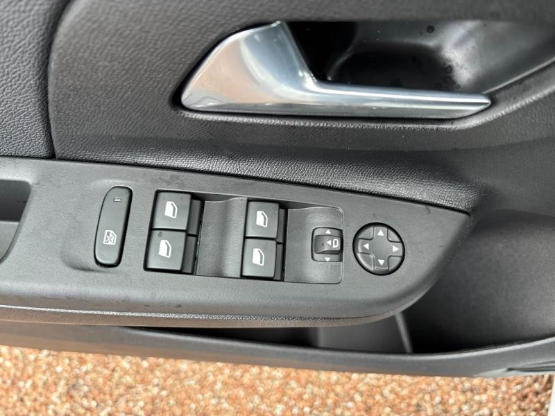 Opel Corsa GS 1.2 Turbo Hybrid 110ch Automatique  occasion  Barberey-Saint-Sulpice - photo n20