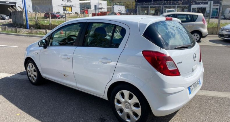 Opel Corsa IV (2) 1.3 CDTi 75 Color S&S 5P  occasion  SAINT MARTIN D'HERES - photo n4