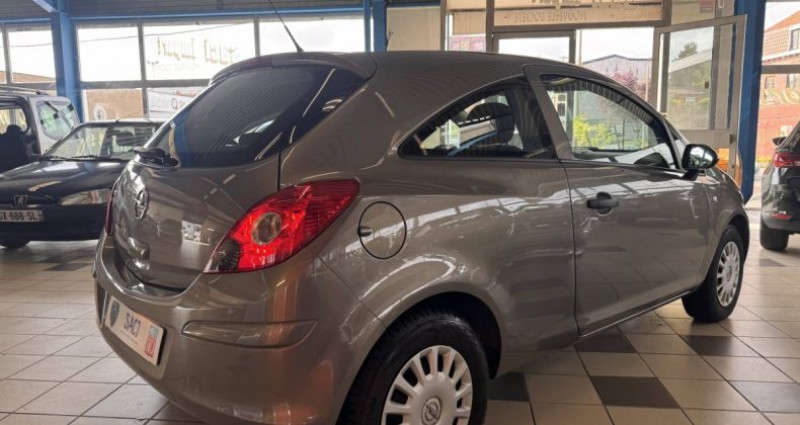 Opel Corsa IV 1.0 65ch Cool Line 3p  occasion  Sallaumines - photo n5