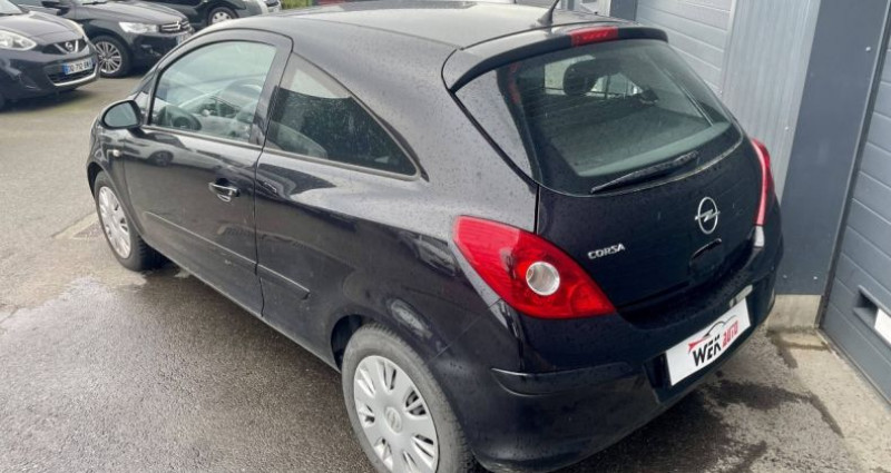 Opel Corsa IV 1.2 Twinport Essentia 3p  occasion à Bréal-sous-Montfort - photo n°3