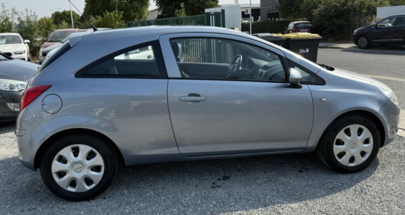 Opel Corsa IV 1.2 Twinport Essentia 3p  occasion  Saint-Médard-d'Aunis - photo n4