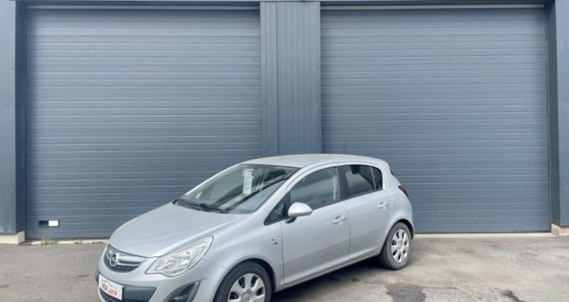 Opel Corsa IV 1.3 CDTI75 FAP 150me Anniversaire 5p  occasion à Bréal-sous-Montfort - photo n°1