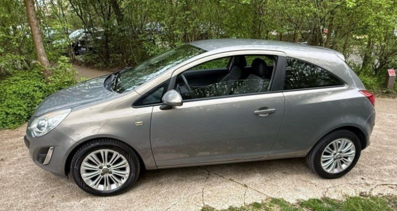 Opel Corsa IV 1.4 100 ch cosmo BVA  occasion � Nanterre - photo n�3