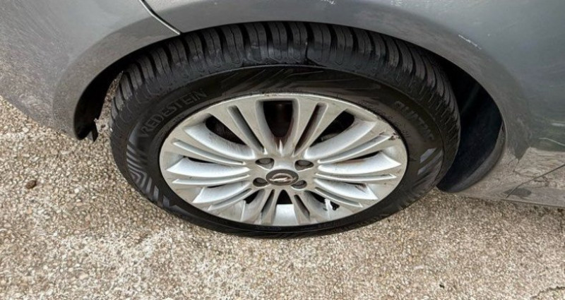 Opel Corsa IV 1.4 100 ch cosmo BVA  occasion � Nanterre - photo n�2