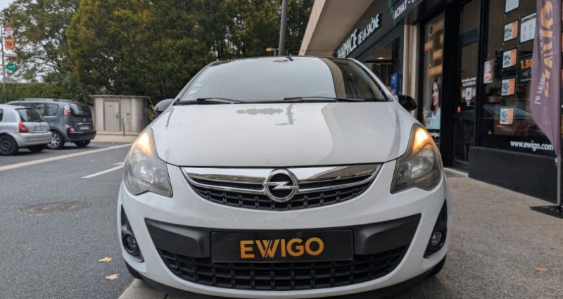 Opel Corsa iv 1.4 twinport color edition 3p 120ch toit ouvrant ecran mu  occasion  CALUIRE - photo n4
