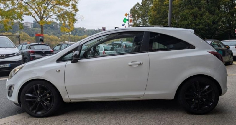 Opel Corsa IV 1.4 TWINPORT COLOR EDITION 3P 120CH TOIT OUVRANT ECRANT M  occasion  CALUIRE - photo n6