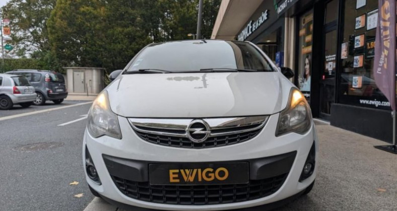 Opel Corsa IV 1.4 TWINPORT COLOR EDITION 3P 120CH TOIT OUVRANT ECRANT M  occasion  CALUIRE - photo n4