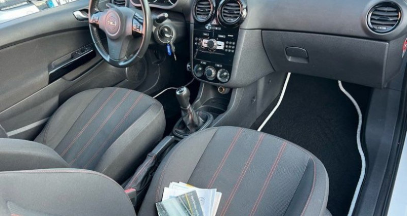 Opel Corsa sport, 1.4L 105 CV super propre  occasion � Lutterbach - photo n�3