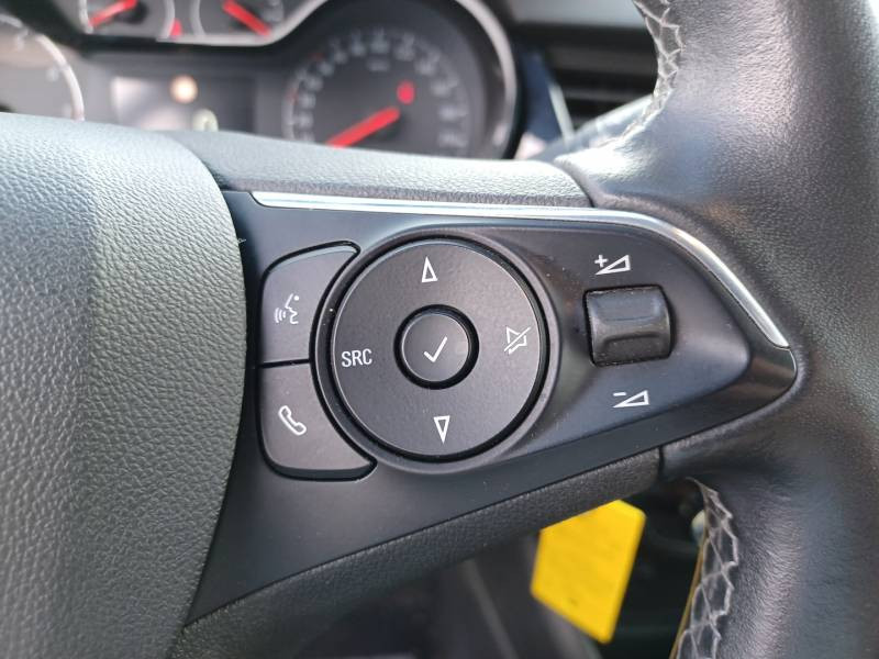 Opel Crossland X 1.2 Turbo 110 ch Design 120 ans 2019 - photo n°18 Opel Crossland X 1.2 Turbo 110 ch Design 120 ans  occasion à Toulenne - photo n°18