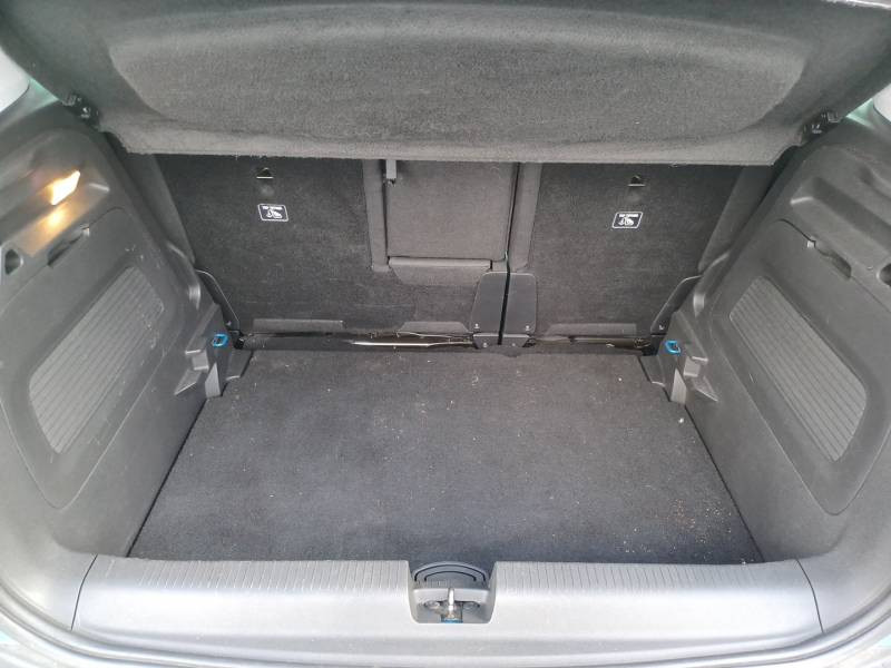 Opel Crossland X 1.2 Turbo 110 ch Design 120 ans 2019 - photo n°12 Opel Crossland X 1.2 Turbo 110 ch Design 120 ans  occasion à Toulenne - photo n°12