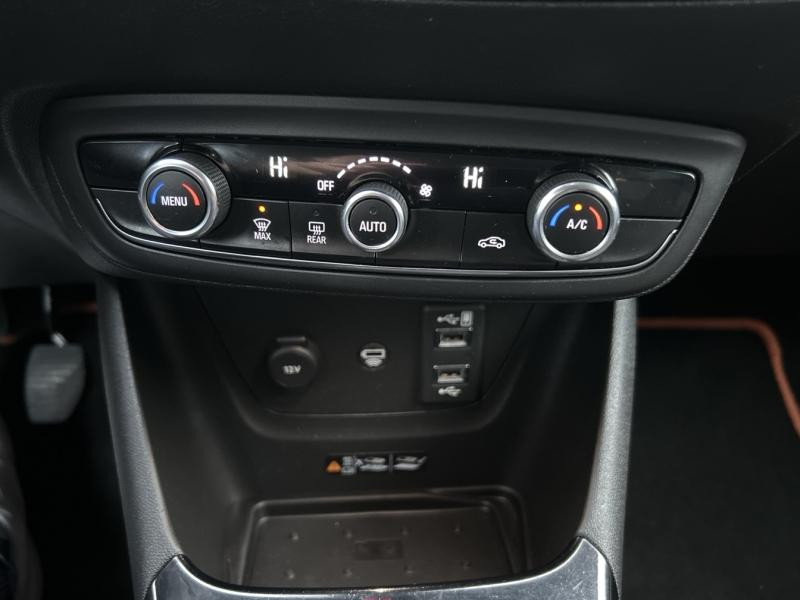 Opel Crossland X 1.2 Turbo 130ch Innovation  occasion � Vert-Saint-Denis - photo n�16