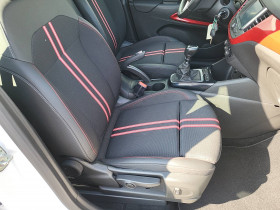 Opel Crossland Crossland 1.2 Turbo 110 ch BVM6 GS Line 5p  occasion  Lescure-d'Albigeois - photo n14