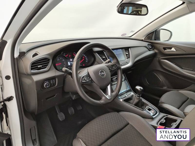 Opel Grandland X 1.2 Turbo 130 ch Design Line  occasion  VENISSIEUX - photo n9