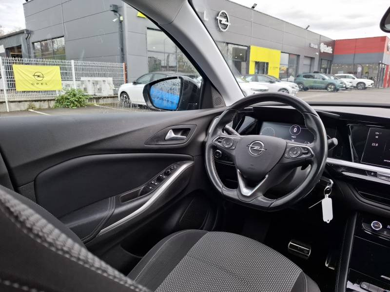 Opel Grandland 1.2 Turbo 130 ch BVA8 GS Line 2022 - photo n°17 Opel Grandland 1.2 Turbo 130 ch BVA8 GS Line  occasion à Dax - photo n°17