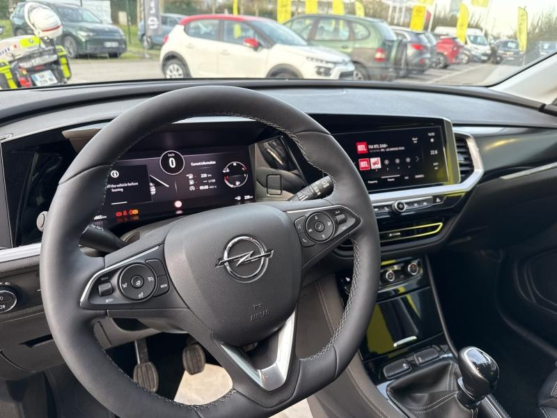 Opel Grandland 1.2 Turbo 130ch GS  occasion � Vert-Saint-Denis - photo n�10