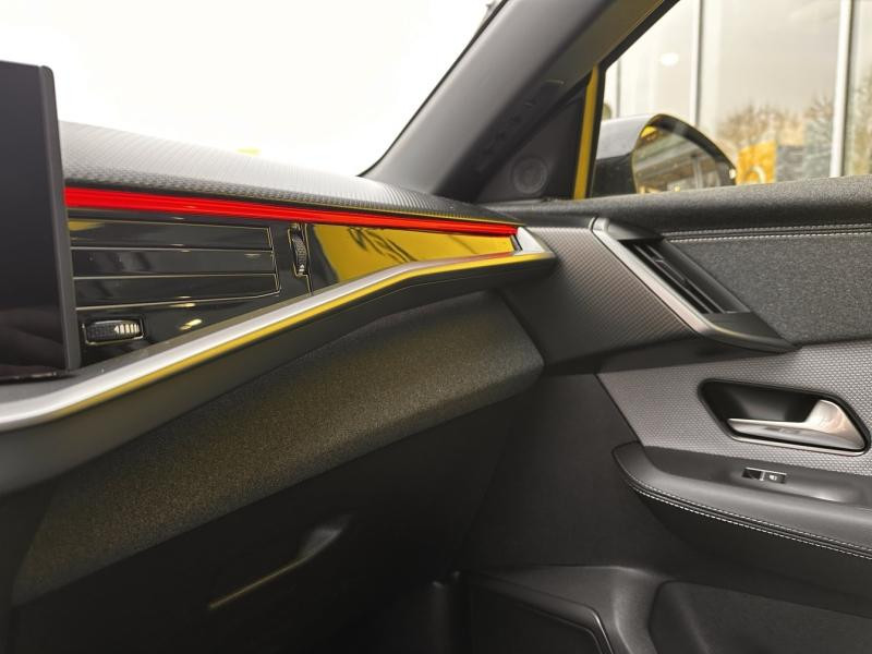 Opel Grandland 1.2 Turbo Hybrid 145ch GS e-DCT6  occasion � Vert-Saint-Denis - photo n�12