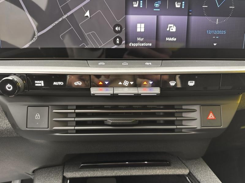 Opel Grandland 1.2 Turbo Hybrid 145ch GS e-DCT6  occasion � Vert-Saint-Denis - photo n�16