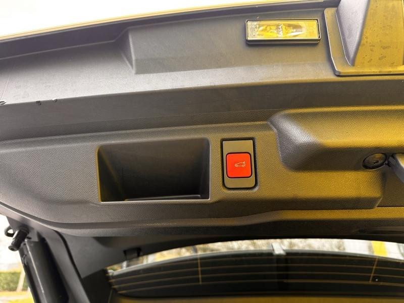 Opel Grandland 1.2 Turbo Hybrid 145ch GS e-DCT6  occasion � Vert-Saint-Denis - photo n�10