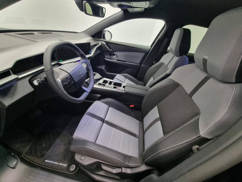 Opel Grandland Grandland 1.2 Turbo Hybrid 136 ch e-DCT6 GS 5p 2024 - photo n°9 Opel Grandland Grandland 1.2 Turbo Hybrid 136 ch e-DCT6 GS 5p  occasion à Saint Pierre du Mont - photo n°9