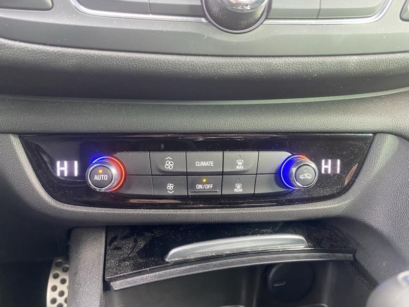 Opel Insignia Grand Sport 2.0 D 174ch Ultimate BVA8  occasion � Varennes-sur-Seine - photo n�16