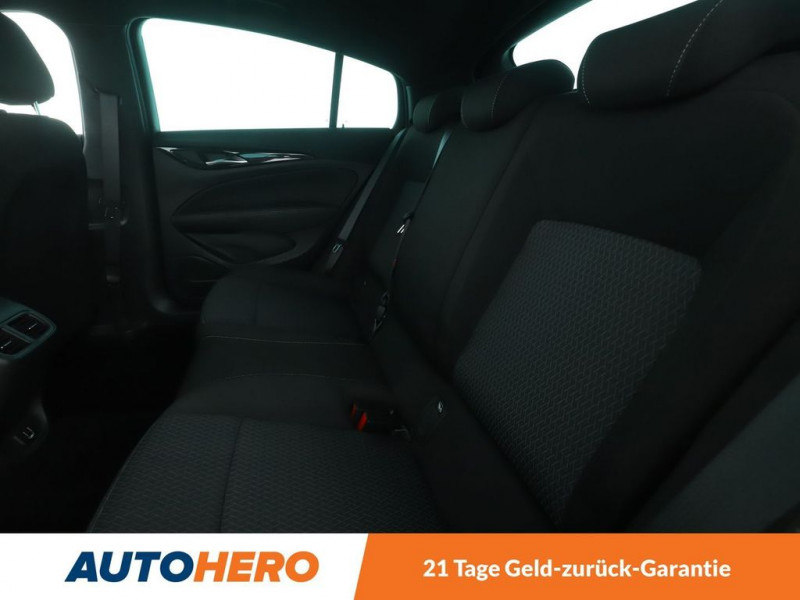 Opel Insignia Grand Sport 2.0 Diesel 174 ch BVA  occasion  Beaupuy - photo n7