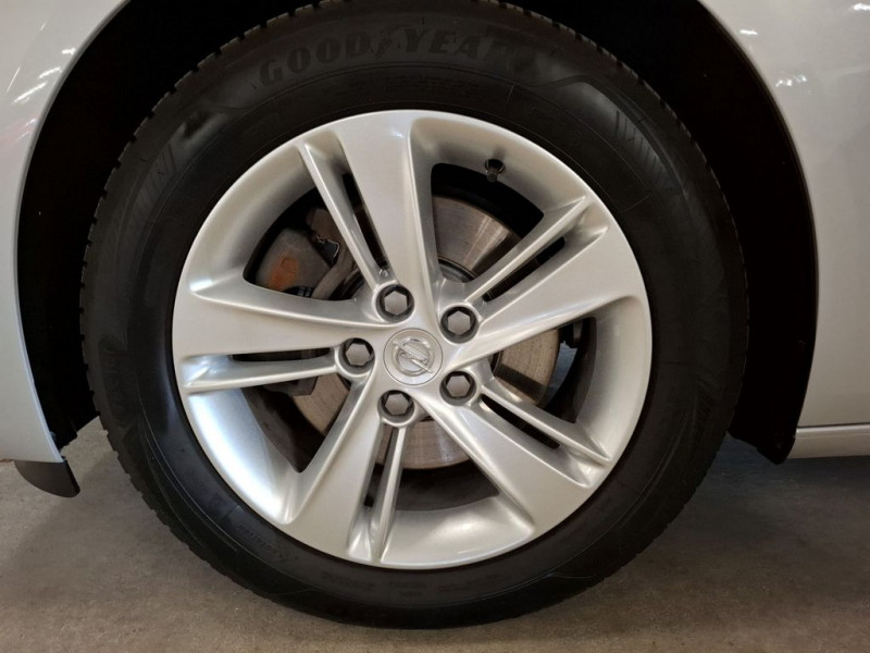 Opel Insignia Grand Sport 2.0 Diesel 174 ch BVA  occasion  Beaupuy - photo n8
