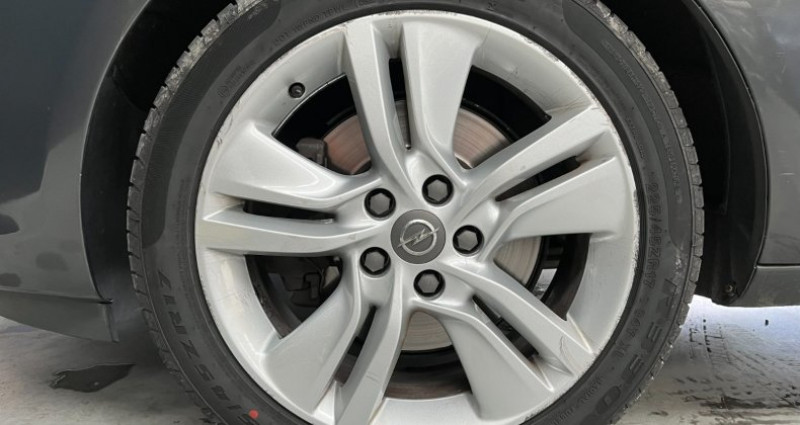 Opel Meriva 1.6 CDTI - 110 ch COSMO - TOIT PANO - CAMERA - 4 PNEUS NEUFS 2014 - photo n°5 Opel Meriva 1.6 CDTI - 110 ch COSMO - TOIT PANO - CAMERA - 4 PNEUS NEUFS  occasion à Maubeuge - photo n°5