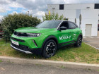 Opel Mokka occasion Vert année 2021 boite Automatique Annonce Opel Mokka occasion Electrique Ultimate Moteur electrique 136ch à Auxerre