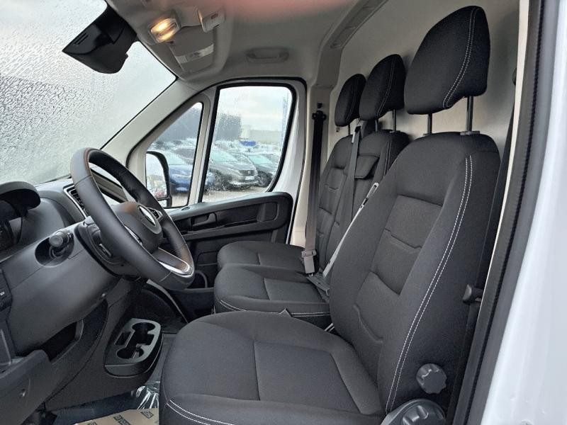 Opel Movano L2H2 3.5 140ch S&S Pack Premium Connect  occasion � Barberey-Saint-Sulpice - photo n�9