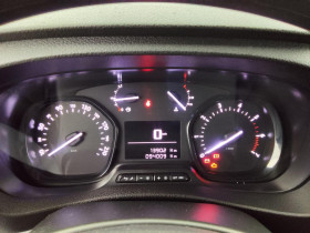 Opel Vivaro 1.5 d 120life  occasion � Ganges - photo n�8