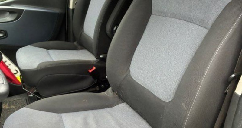 Opel Vivaro 1.6 DCI 2019 3 places 2019 - photo n°4 Opel Vivaro 1.6 DCI 2019 3 places  occasion à monistrol sur loire - photo n°4