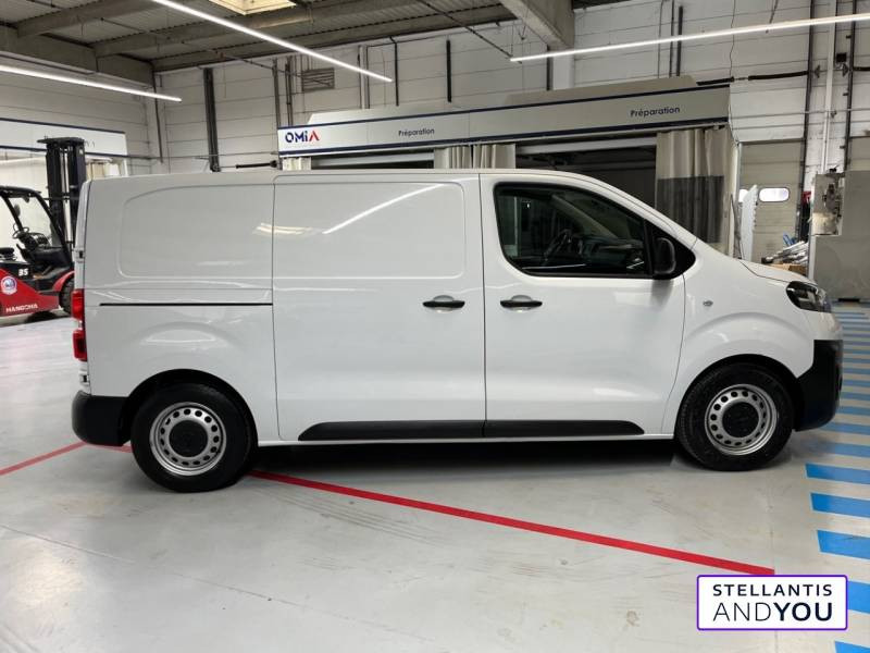 Opel Vivaro FOURGON FGN L2 1.5 DIESEL 120 CH PACK CLIM  occasion   LOMME - photo n6