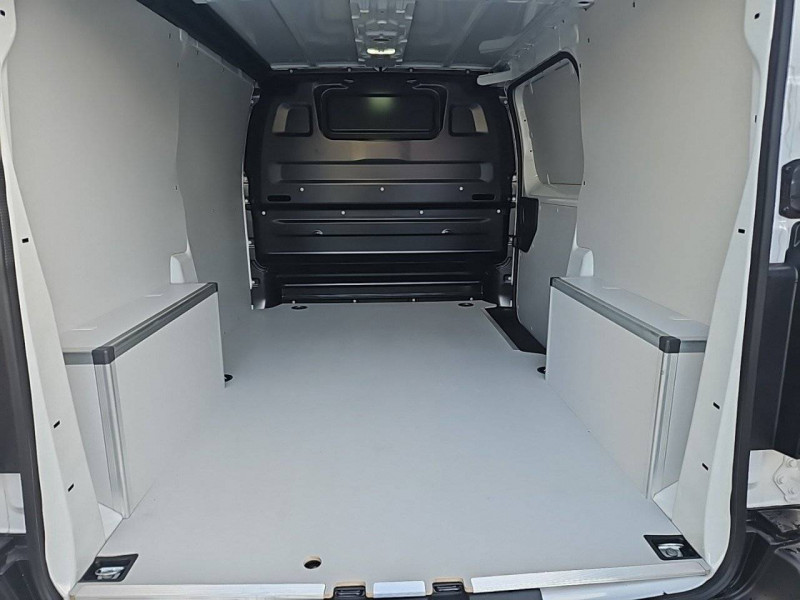 Opel Vivaro FOURGON VIVARO FGN TAILLE M BLUEHDI 120 S&S BVM6  occasion  ANGERS - photo n6