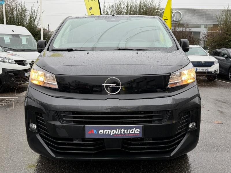 Opel Vivaro M 2.0 BlueHDi 145ch S&S Pack Premium Connect EAT8  occasion � Vert-Saint-Denis - photo n�2