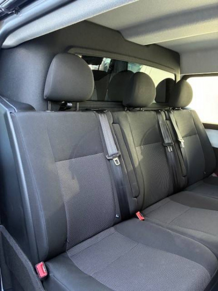 Opel Vivaro VIVARO CA FIXE TAILLE M 2.2 DIESEL 150 S&S EAT8  4p  occasion  Toulouse - photo n7