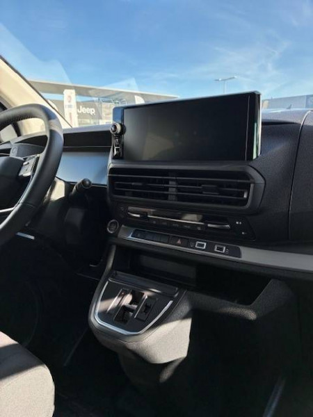 Opel Vivaro VIVARO CA FIXE TAILLE M 2.2 DIESEL 150 S&S EAT8  4p  occasion  Toulouse