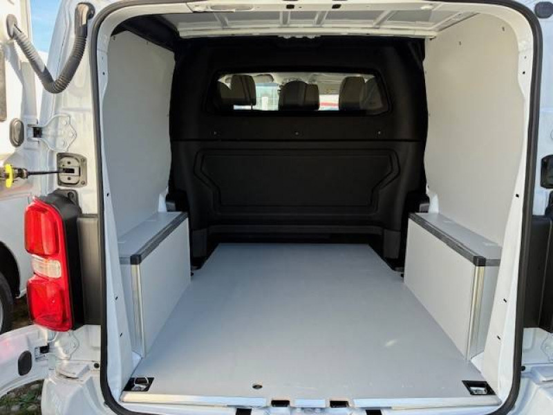 Opel Vivaro VIVARO CA FIXE TAILLE M 2.2 DIESEL 150 S&S EAT8  4p  occasion  Toulouse - photo n12
