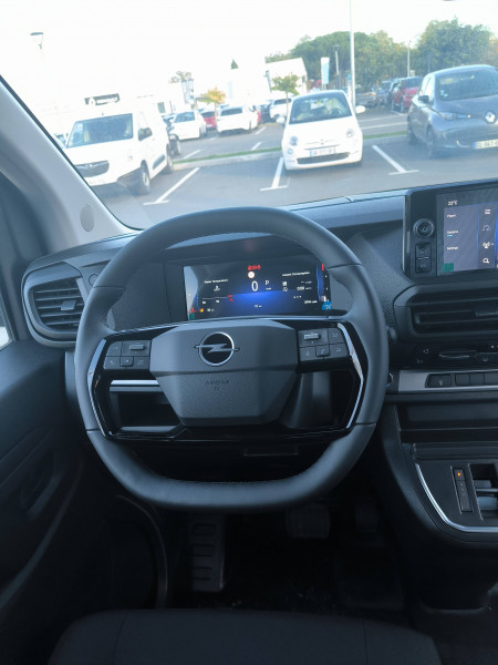 Opel Vivaro VIVARO CA FIXE TAILLE M BLUEHDI 145 S&S EAT8  4p  occasion  Toulouse - photo n14