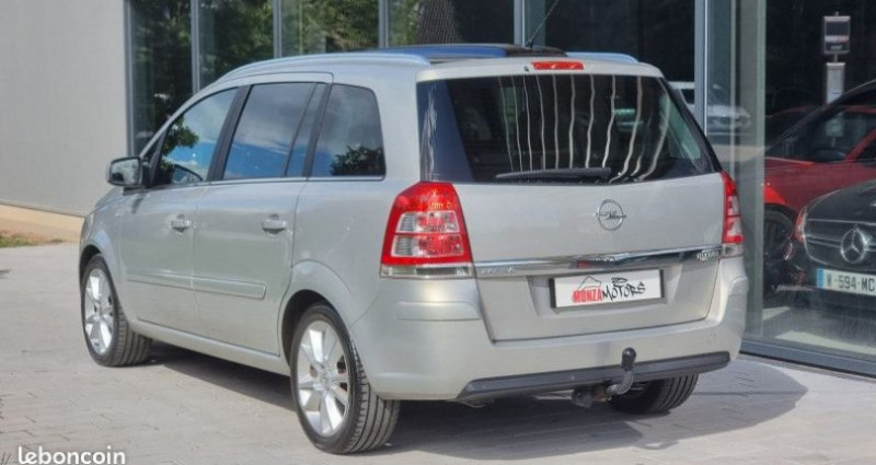 Opel Zafira 1.9 CDTI150 FAP COSMO PACK 2010 - photo n°7 Opel Zafira 1.9 CDTI150 FAP COSMO PACK  occasion à Geispolsheim - photo n°7