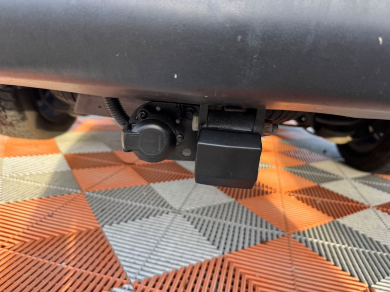 Opel Zafira LONG 2.0 DIESEL 180 BVA8 6 PLACES CUIR GPS Caméra 2020 - photo n°17 Opel Zafira LONG 2.0 DIESEL 180 BVA8 6 PLACES CUIR GPS Caméra  occasion à Saïx - photo n°17