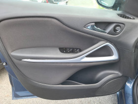 Opel Zafira Zafira Tourer 1.4 Turbo 140 ch Start/Stop EcoFlex Cosmo Pack  occasion  Lescure-d'Albigeois - photo n14