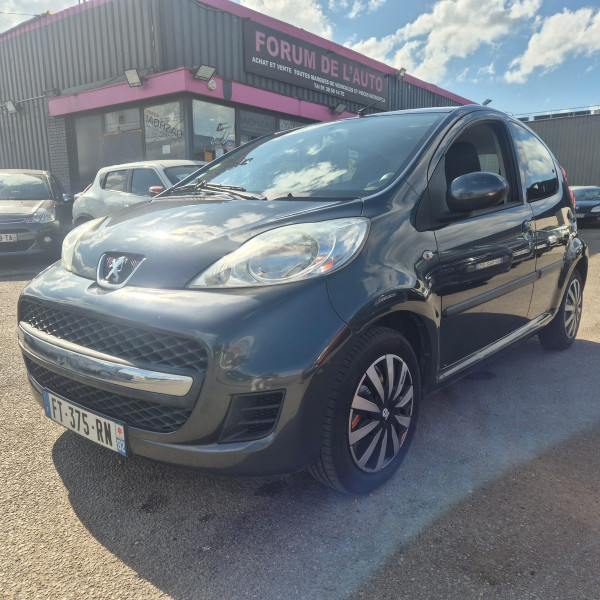 Peugeot 107 (2) 1.0 68 URBAN MOVE CLIM 5P 90000KM GA