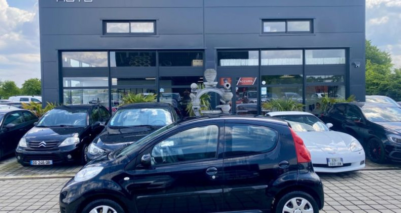 Peugeot 107 1.0i - 12V 68CH BLUE LION TRENDY