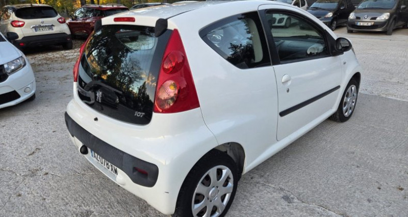 Peugeot 107 Trendy 2010 - photo n°3 Peugeot 107 Trendy  occasion à Les Pennes-Mirabeau - photo n°3