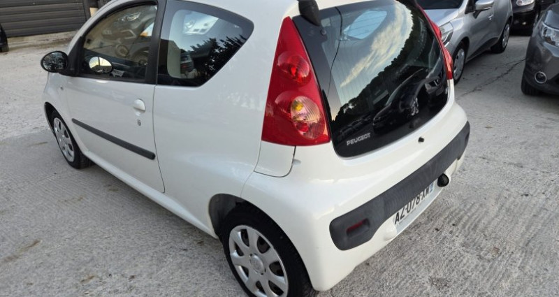 Peugeot 107 Trendy 2010 - photo n°5 Peugeot 107 Trendy  occasion à Les Pennes-Mirabeau - photo n°5