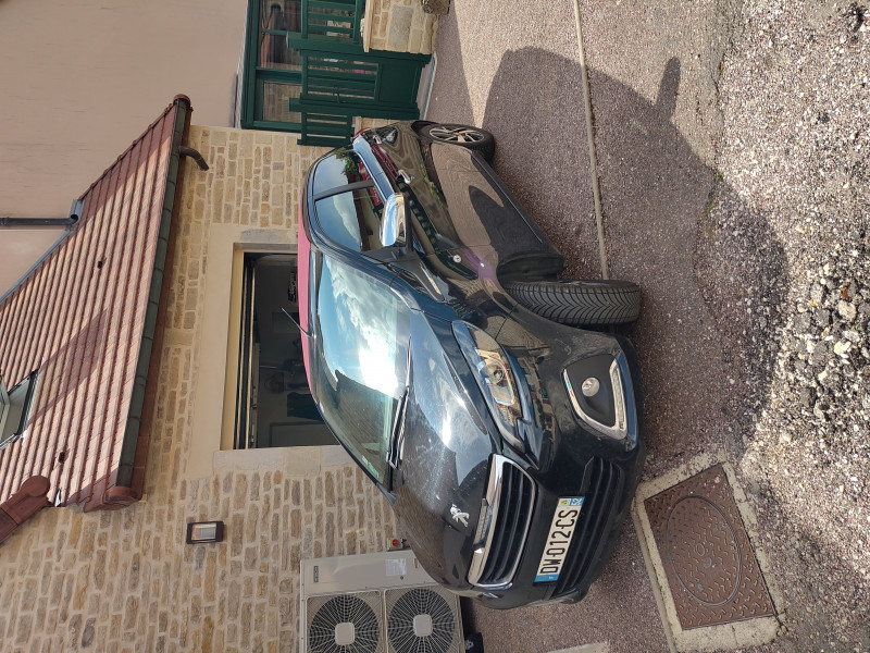 Peugeot 108 1.2 PureTech Allure Top 5p