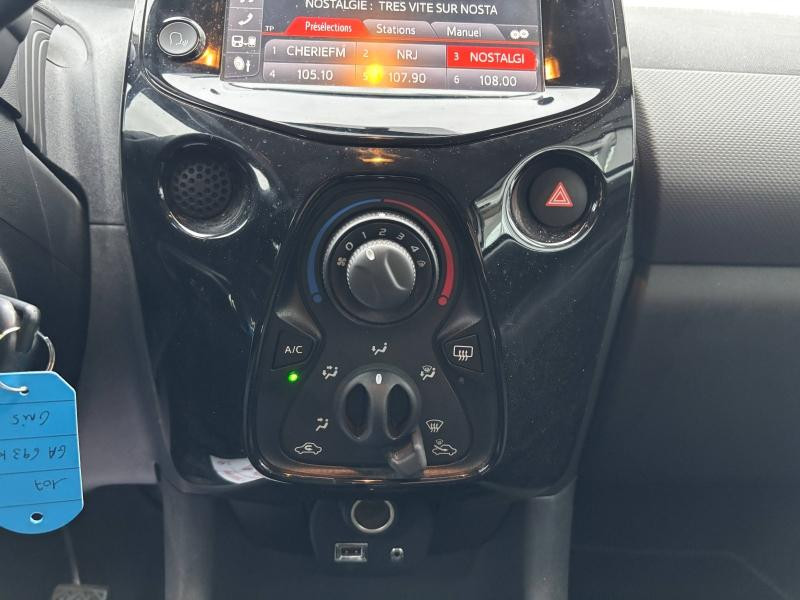Peugeot 108 VTi 72 Style S&S 4cv 5p  occasion � Barberey-Saint-Sulpice - photo n�17