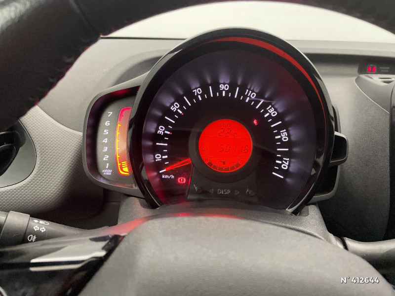 Peugeot 108 VTI 72CH S&S BVM5 ALLURE 2021 - photo n°12 Peugeot 108 VTI 72CH S&S BVM5 ALLURE  occasion à Montévrain - photo n°12